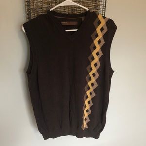 PE Sweater vest